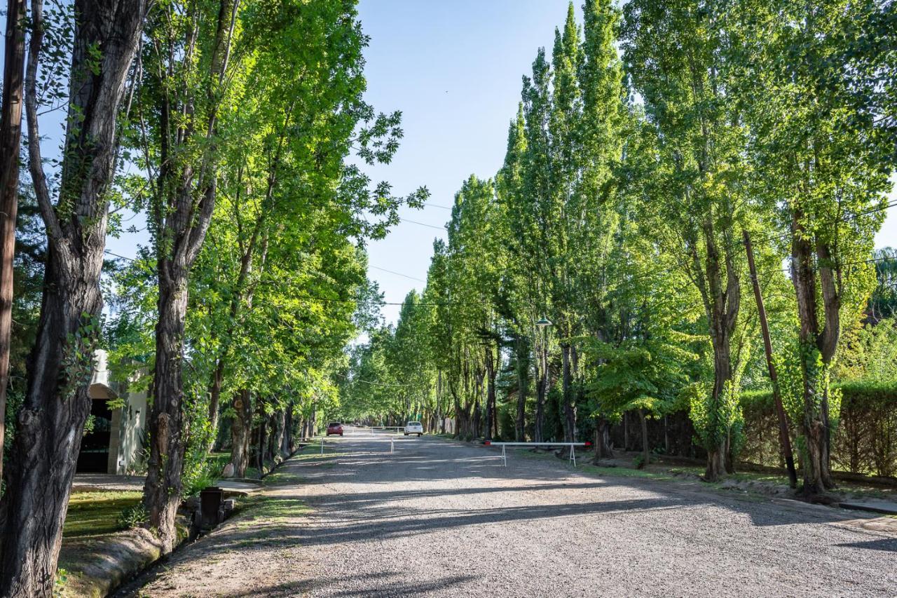 Alquiler Temp "Una Pausa" Barrio Privado En Vistalba 门多萨 外观 照片